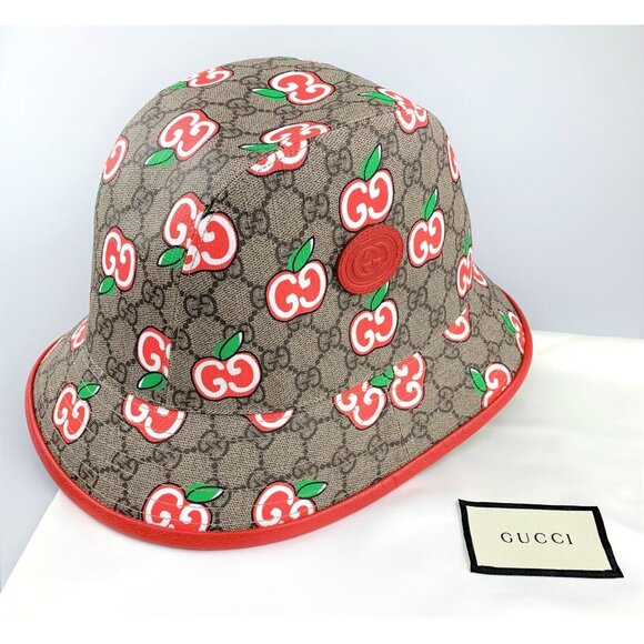 NWT Gucci GG Supreme Apple Print Bucket Hat In Red Size XL main image 14